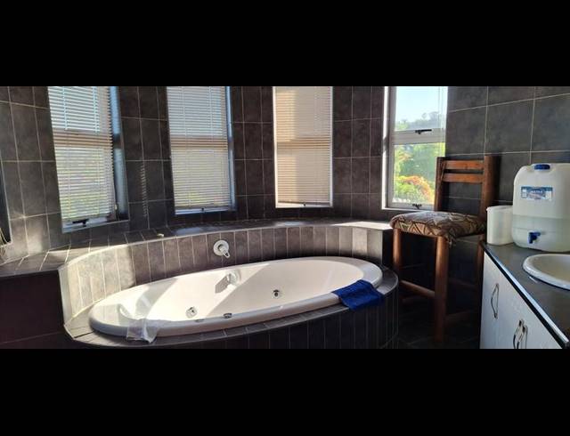 4 BEDROOM HOUSE FOR SALE IN WIDENHAM